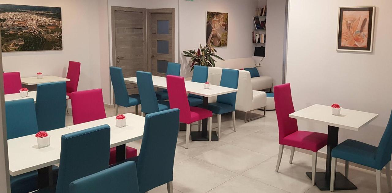 Hotel Avenida Plaza Alzira Εξωτερικό φωτογραφία