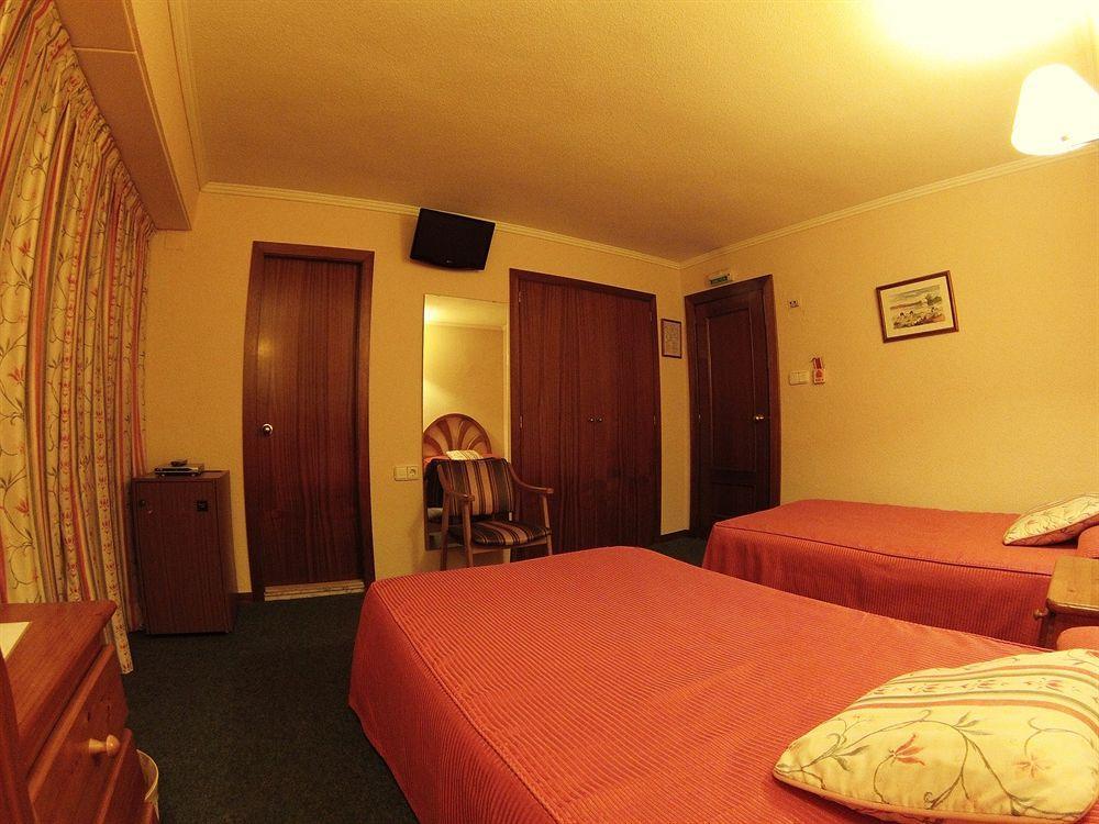 Hotel Avenida Plaza Alzira Εξωτερικό φωτογραφία