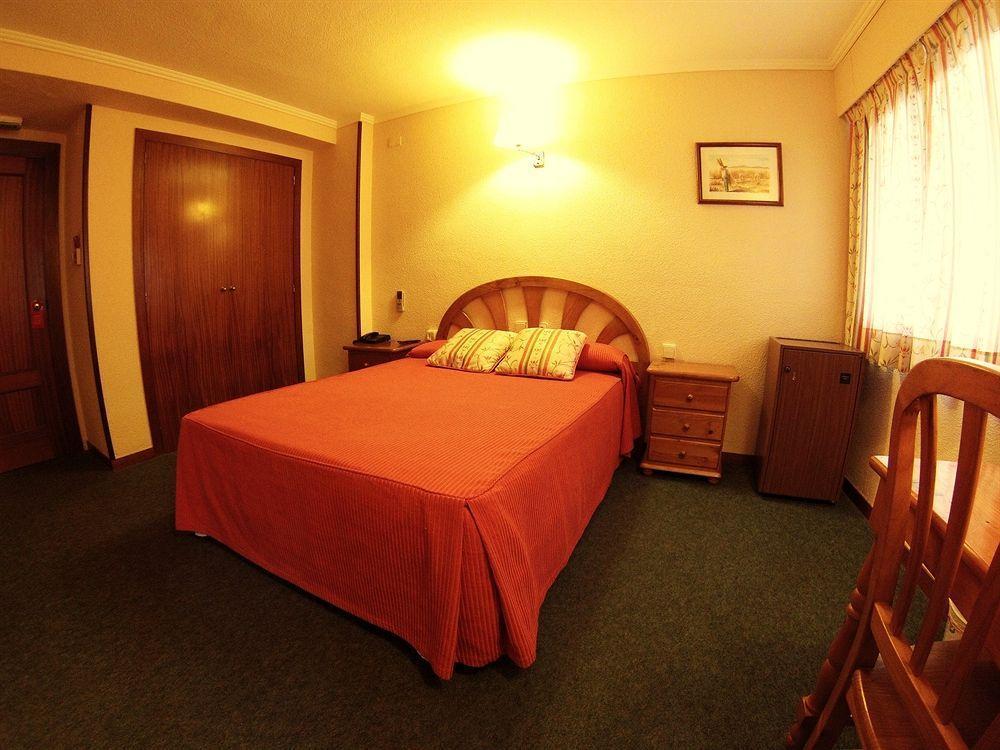 Hotel Avenida Plaza Alzira Εξωτερικό φωτογραφία