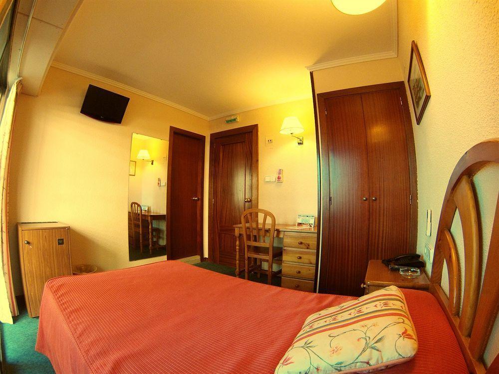 Hotel Avenida Plaza Alzira Εξωτερικό φωτογραφία