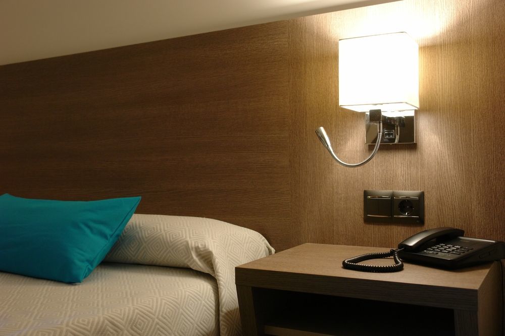 Hotel Avenida Plaza Alzira Εξωτερικό φωτογραφία