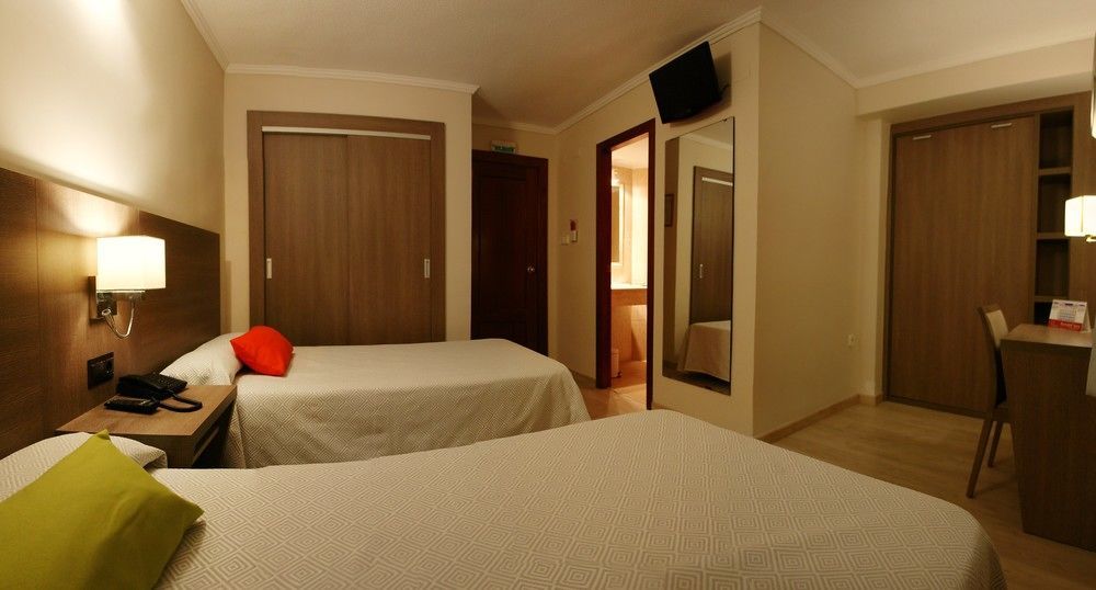 Hotel Avenida Plaza Alzira Εξωτερικό φωτογραφία